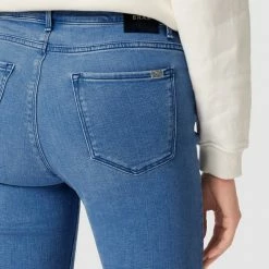 Brax Slim Fit Jeans Mit Label-Detail Modell 'Shakira' - Blau 9 Brax Slim Fit Jeans Mit Label-Detail Modell 'Shakira' - Blau -7 For All Mankind Shop 60okqd2ia0r36gq3914jeeaf7124mchh8krlce2b9ta5ae23acr34ea9698kik2499336iqla9al2j2388o3iopocdimacb16orj8opk6opj2ohgc4q6apj36os68dj5c9i30e8