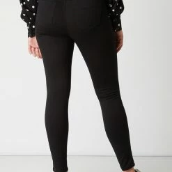 ONLY CARMAKOMA PLUS SIZE Coloured Skinny Fit Jeans Mit Stretch-Anteil - Schwarz -7 For All Mankind Shop 60sj0l1j6d73cgpp9h14skhj757l0j2m9ss46cq589950khl6co52hq399836i1ja8qkqdpi9t64uiie70o3ce9kclh36c9g61i3echkc8pm4o9lc5i3iopk6thjce3569hj6og