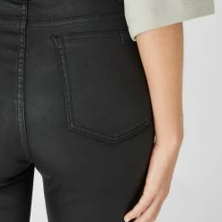 7 For All Mankind Slim Fit High Waist Jeans Aus Coated Denim - Schwarz -7 For All Mankind Shop 6kql2jhi9oqj2h1k6t2jgki960p54ia69oo44gijal93gkab6grlcdi26h0kukik60q44ii2aks36d2474o38phm60rjic9j6pj32d9k6hh30e9l6ko3ie336sojgohlclh3cd0