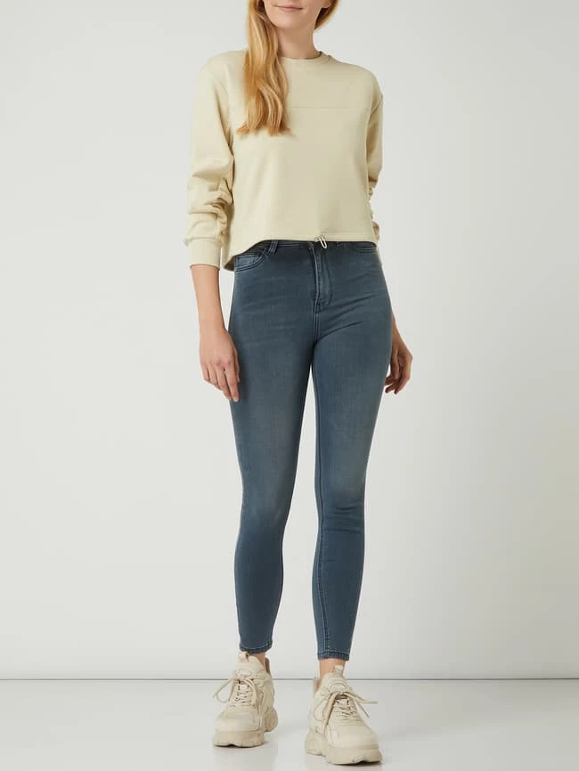 REVIEW Super High Waist Skinny Fit Jeans Mit Stretch-Anteil - Petrol 3 REVIEW Super High Waist Skinny Fit Jeans Mit Stretch-Anteil - Petrol