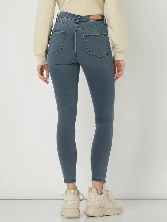 REVIEW Super High Waist Skinny Fit Jeans Mit Stretch-Anteil - Petrol 7 REVIEW Super High Waist Skinny Fit Jeans Mit Stretch-Anteil - Petrol – Bild 5