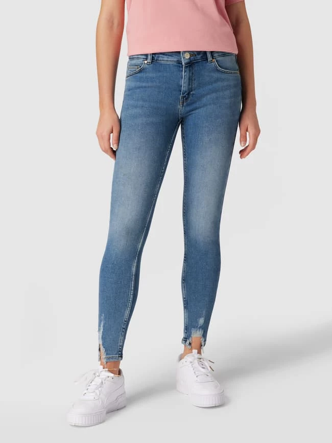 REVIEW Skinny Jeans Mit Destroyed-Effekten - Blau 6 REVIEW Skinny Jeans Mit Destroyed-Effekten - Blau – Bild 4