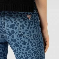 Guess Straight Fit Jeans Mit Allover-Muster - Bleu 9 Guess Straight Fit Jeans Mit Allover-Muster - Bleu -7 For All Mankind Shop 8h5j8ii76gskglif9133cj2m917lck2l8l2j0hpg9p3l8da49kqkue9l61akijqla994ehhn9cq3ghqaaco34dhl6sojadj1c8pjgd1k6ti3go9n71hjep9i6cq34c35c5ij0do