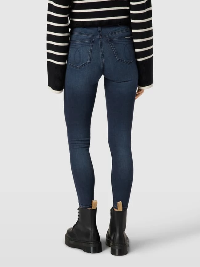 Calvin Klein Jeans High Rise Super Skinny Jeans Mit Label-Stitching - Jeans 7 Calvin Klein Jeans High Rise Super Skinny Jeans Mit Label-Stitching - Jeans – Bild 5