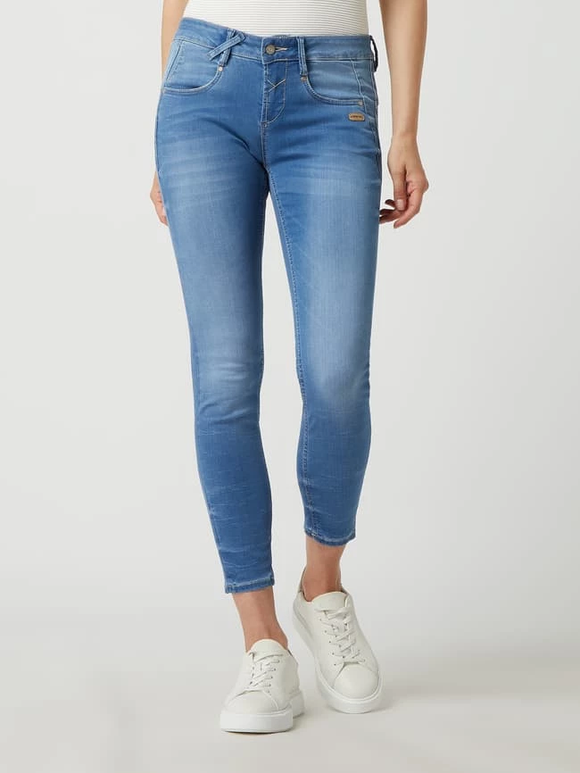 Gang Cropped Jeans Mit Stretch-Anteil Modell 'Nele' - Hellblau 6 Gang Cropped Jeans Mit Stretch-Anteil Modell 'Nele' - Hellblau – Bild 4