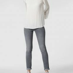 S.Oliver RED LABEL Slim Fit Jeans Mit Stretch-Anteil Modell 'Betsy' - Silber