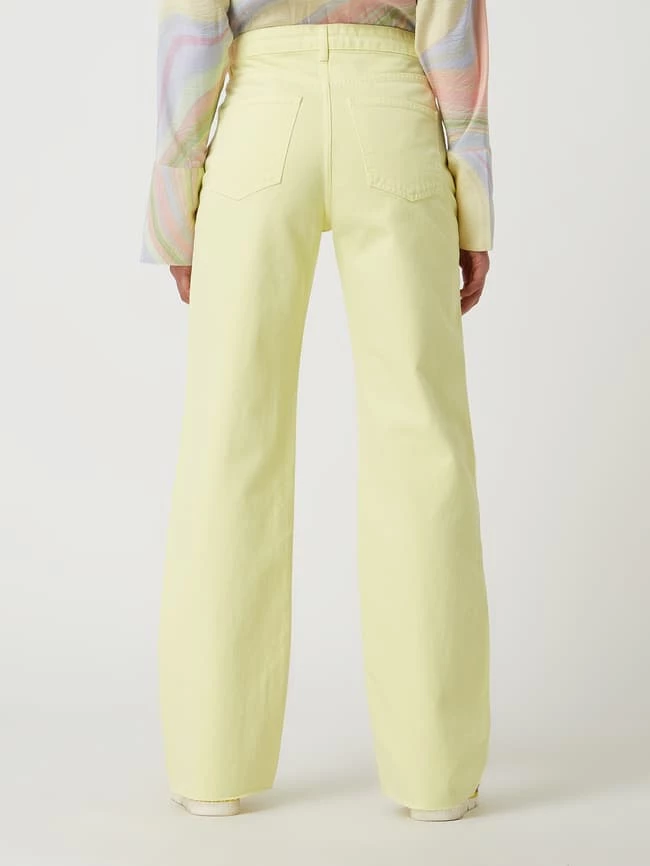 Gina Tricot Straight Fit Jeans Aus Baumwolle Modell 'Idun' - Hellgelb 7 Gina Tricot Straight Fit Jeans Aus Baumwolle Modell 'Idun' - Hellgelb – Bild 5