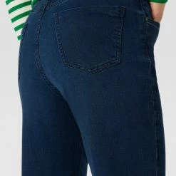 Brax Jeans Mit Label-Patch Aus Leder Modell 'Carola' - Blau -7 For All Mankind Shop a8o4kkq16h74ai1m74p34cil9t93id9jacr3ge9g6h258hhj8sp4md2h9gsl2c2j8584qhhna4pj0jih6p3mcd9h74q62pb1c8rmccpkcgqjae1n6or3ee9g68s3echhcop30d8